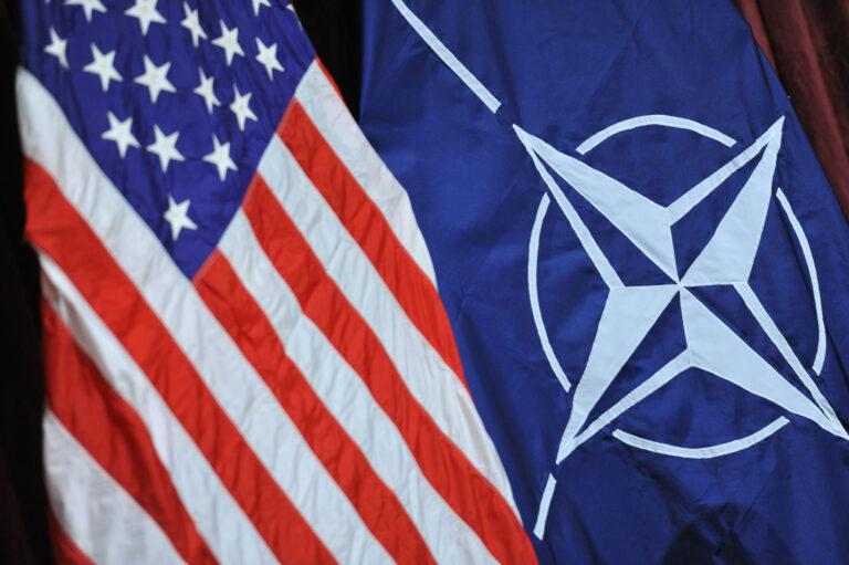 Amerika NATO üzerinden Rusya’ya karşı gerilim stratejisi uyguluyor