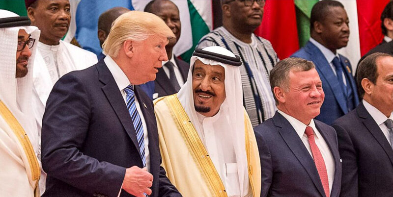 Trump’ın Beyaz Saray bahçesindeki sahte Ortadoğu “barış” töreni