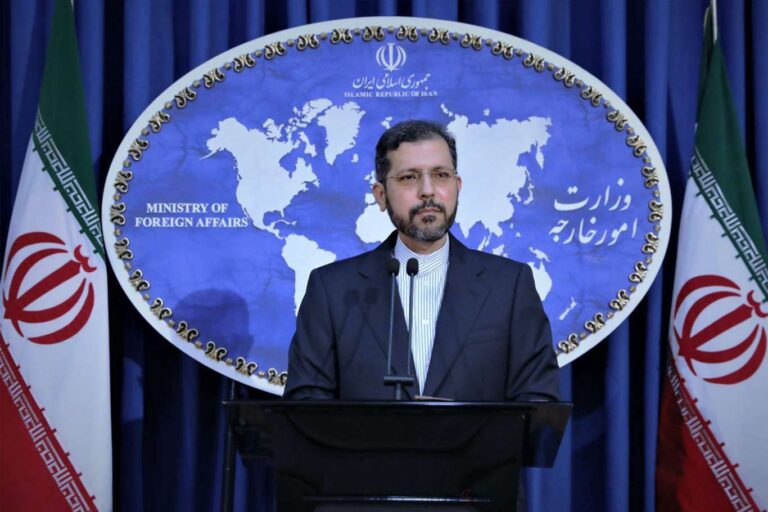 İran, 'ABD büyükelçisine suikast planı' iddialarını reddetti