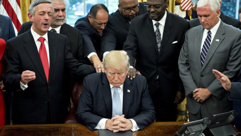 Evanjelistlerin Trump’a desteği azalıyor! Yeni başkan kim olacak?