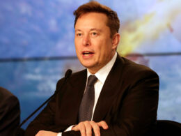 Elon Musk'tan koronavirüs paylaşımı: "Düzmece birtakım işler dönüyor"