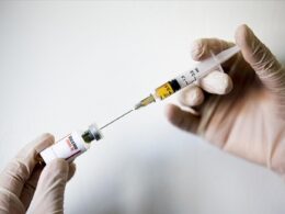 ABD Sağlık Bakanı'ndan açıklama: İki koronavirüs aşısının dağıtımına yılbaşından önce başlanacak