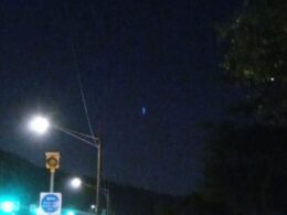 Hawaii'de UFO görüldü: "Önce mavi, sonra beyaz ışık geldi"