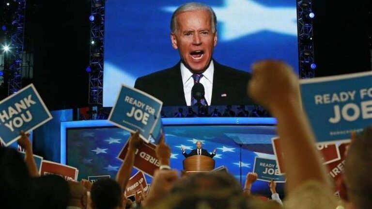 ABD, Rus diplomatları Biden'in göreve başlama törenine davet etti