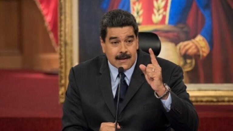 Venezuela’dan ABD'ye nazire: Endişeyle takip ediyoruz
