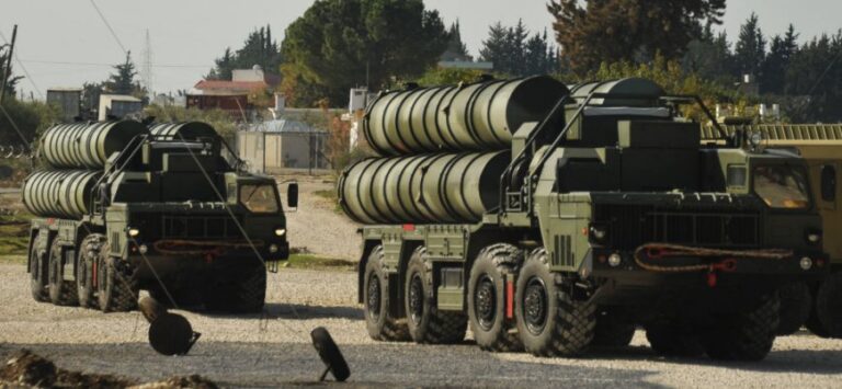 Bloomberg: Türkiye ABD’ye, S-400 tavrını koşullu olarak değiştirebileceği sinyalini verdi