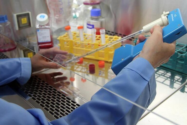 ABD'de yaşayan Türk doktor kansere karşı ilaç geliştirdi: Sadece ultrason ve iğneye ihtiyaç var