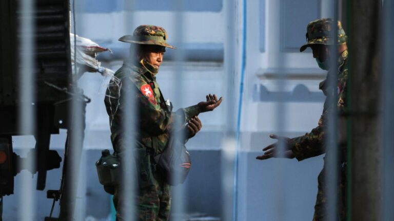 ABD’den Myanmarlı 4 şirket ve 22 kişiye yaptırım