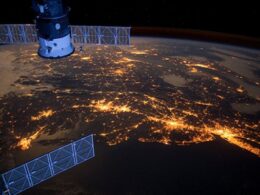 Dünya yörüngesinde çalışan uyduların çeyreği, artık Elon Musk'ın kontrolünde