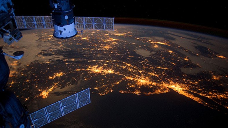 Dünya yörüngesinde çalışan uyduların çeyreği, artık Elon Musk'ın kontrolünde