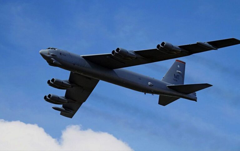 Afganistan’dan çekilen ABD, Orta Doğu’ya bombardıman uçakları konuşlandırdı