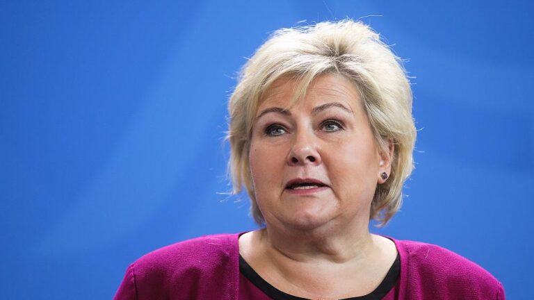 Norveç Başbakanı Solberg: “ABD, açıkça müttefikleri dinlemeye ilişkin uygulamaları 2014 yılında bıraktıklarını söyledi”