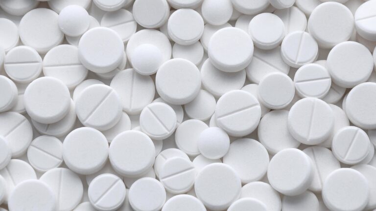 Oxford araştırması: Aspirin Kovid-19 hastalarının ölüm oranını azaltmakta etkili değil