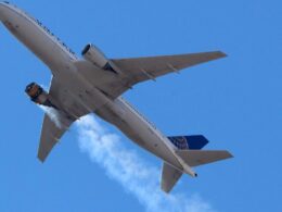 Boeing'in bu kez 737 kargo uçağında motor arızası: Hawaii açıklarında denize acil iniş yaptı