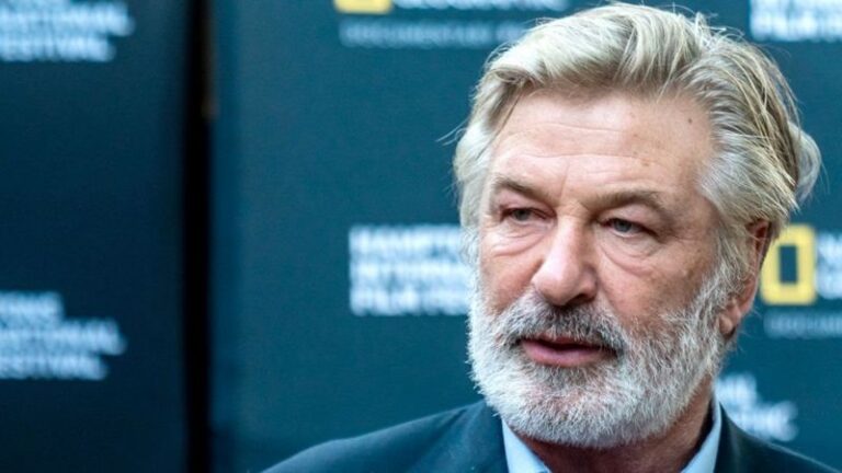 Alec Baldwin’in ‘kaza kurşununa’ hedef olan görüntü yönetmeni Halyna Hutchins hayatını kaybetti
