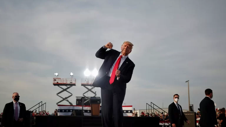 Trump, hakkında yolsuzluk soruşturması yürüten New York Başsavcısı’na karşı dava açtı