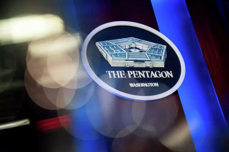 Pentagon, askerlerin sosyal medya davranışlarının aleyhlerinde kullanılabileceğini açıkladı
