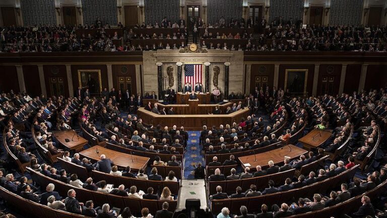 ABD’de Demokrat Senatör, Biden’ın sosyal harcama paketine destek vermeyecek