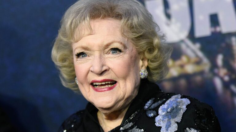 Altın Kızlar’ın ‘‘Rose’u’’ Betty White Hayatını Kaybetti