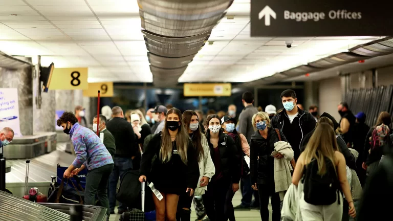 ABD’de Omicron vakalarının sayısı düşmeye devam ediyor￼