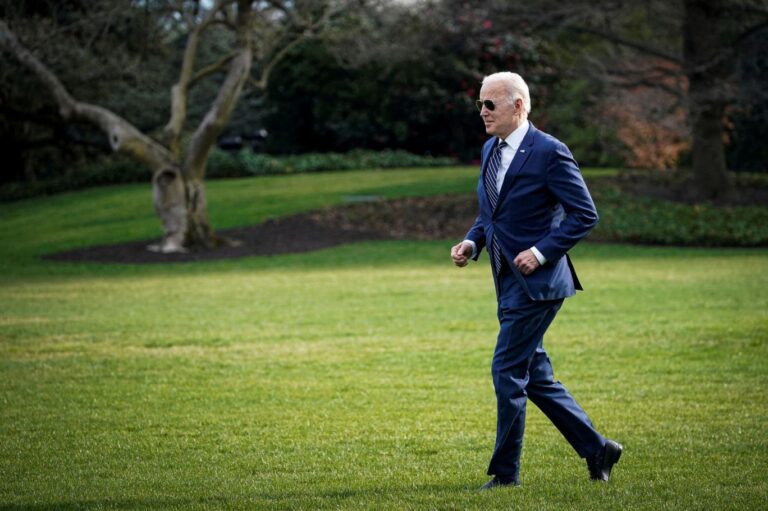 Beyaz Saray, ABD askerlerine “Ukrayna’da olduğunuzda göreceksiniz” diyen Biden’ın sözlerine açıklık getirdi￼