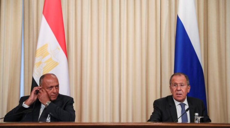 Mısır Dışişleri Bakanı Şukri, Rus mevkidaşı Lavrov ile bölgesel meseleleri görüştü