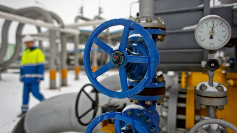 Rusya’dan kış öncesi büyük rest! Yaptırımlar kaldırılıncaya dek doğal gaz satışı durduruldu