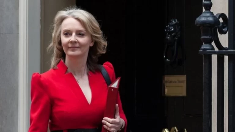 Boris Johnson’ın istifasının ardından İngiltere’nin yeni başbakan Liz Truss oldu