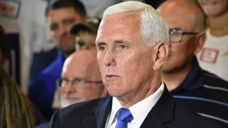 Pence, Trump’ın yargılanmasının ABD ile ilgili dünyaya “korkunç bir mesaj” verdiğini söyledi