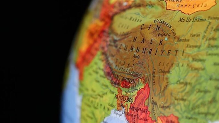Çin’in Küba’da ortak askeri eğitim merkezi kuracağı iddiası ABD’yi kaygılandırıyor