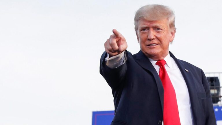 Trump’tan başkanlık açıklaması: Hüküm giysem de kampanyaya devam edeceğim