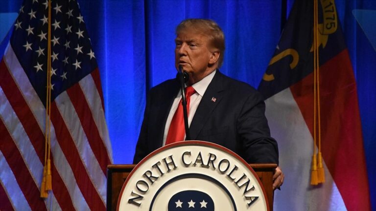Trump, Müslüman ülkelere seyahat yasağını “daha güçlü şekilde geri getireceğini” söyledi