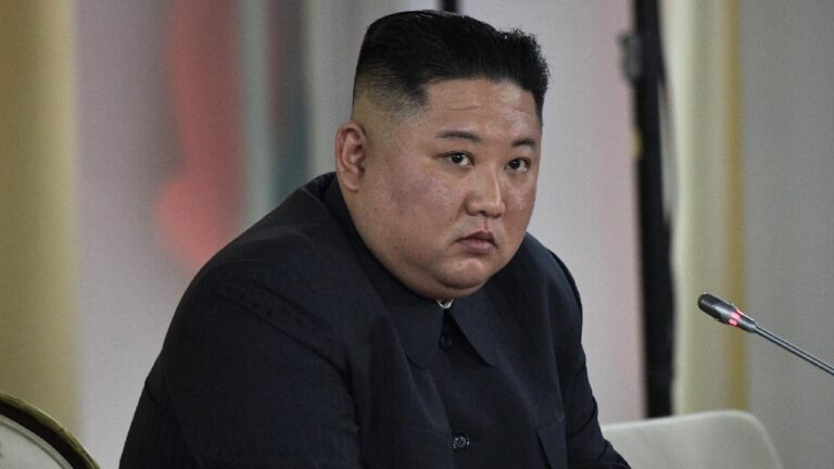 Kuzey Kore lideri Kim, orduya savaş planlarının kesinleştirilmesi talimatı verdi
