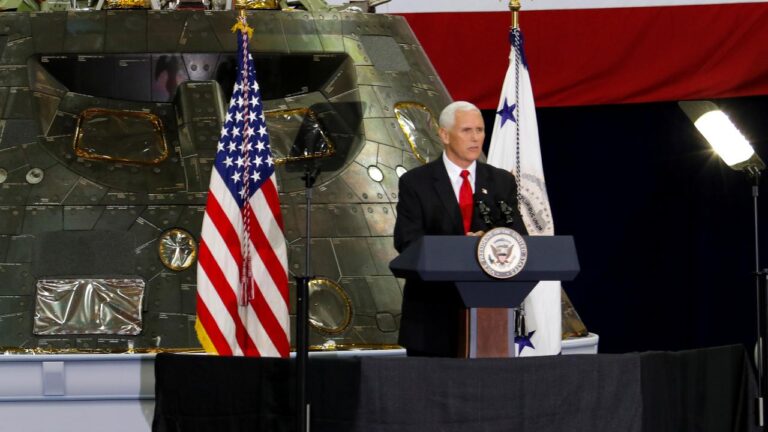 Pence, hakkında 4 yeni suçlamada bulunulan Trump’ı eleştirdi