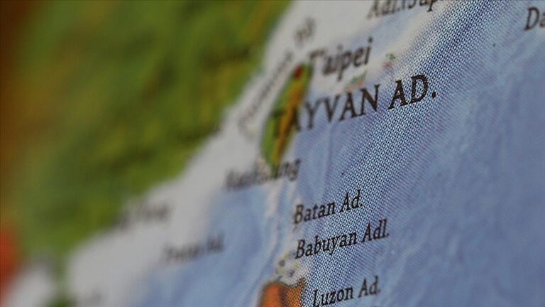 Çin’in tatbikat başlattığı Tayvan çevresindeki askeri hareketlilik sürüyor