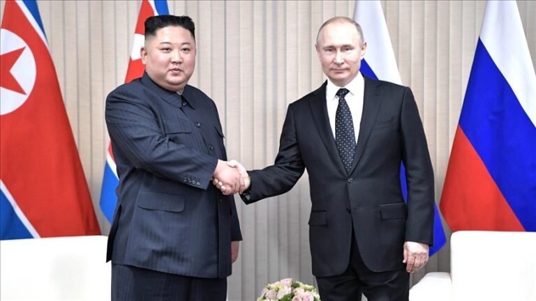 ABD, Putin’in Kuzey Kore lideri Kim’le görüşmesini “yardım dilenmek” şeklinde yorumladı