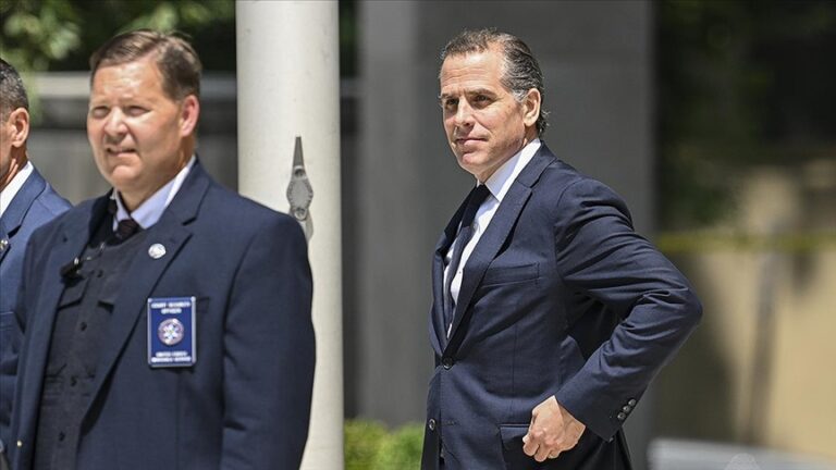 Hunter Biden, Temsilciler Meclisindeki ifadesinde “babasını işlerine karıştırmadığını” savundu