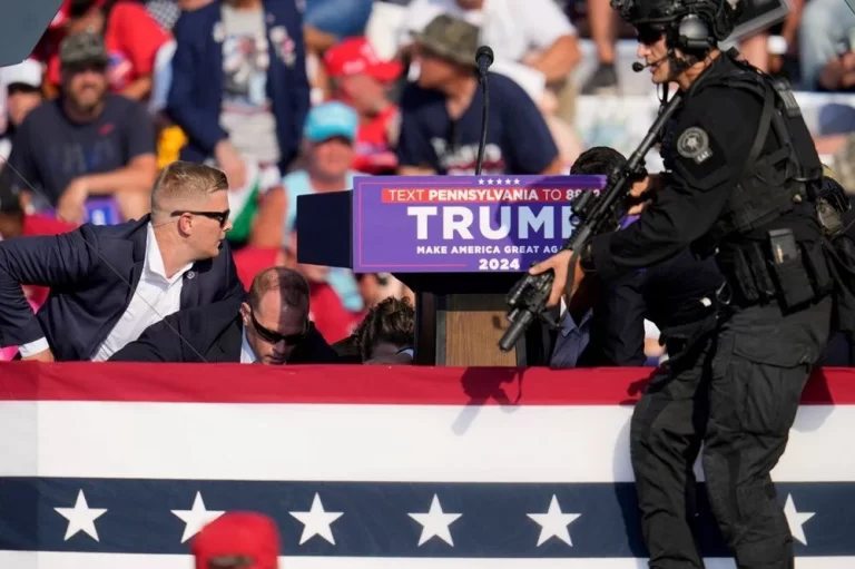 Trump’a suikast girişiminde, zanlının önceden görüldüğüne ilişkin polis-Gizli Servis diyaloğu ortaya çıktı