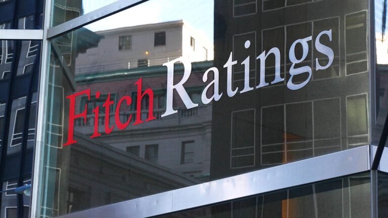 Fitch, Fed’den eylül ve aralıkta faiz indirimi bekliyor