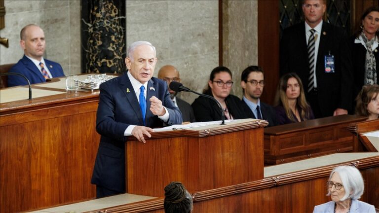 Fransız milletvekilleri Netanyahu’nun ABD Kongresi’ndeki konuşmasına tepki gösterdi