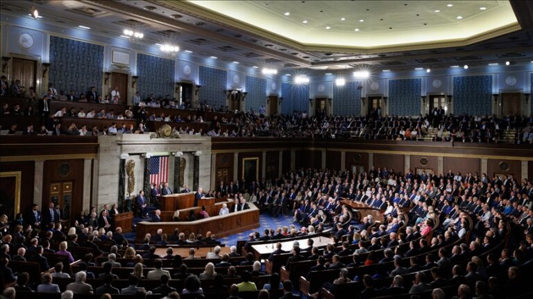 ABD Kongresinin sembol isimlerinden Sanders ile Pelosi’den Netanyahu’ya sert tepki