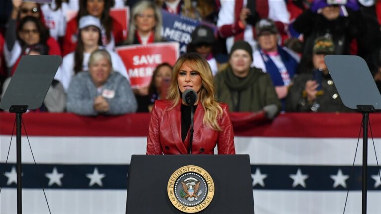 Melania Trump, eşine yönelik suikast girişiminin ardından Amerikalıları birlik olmaya çağırdı