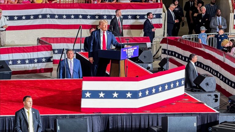 Trump, Fed kararlarında ABD başkanının “söz sahibi” olması gerektiğini söyledi