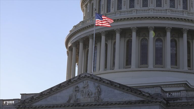 ABD Temsilciler Meclisi, Afganistan’dan kaotik şekilde çekilmeden dolayı Biden yönetimini kınadı