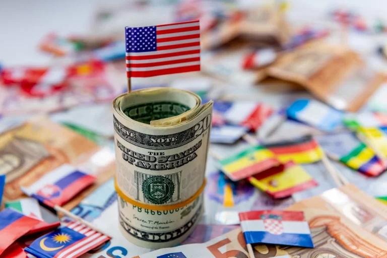 Amerikan doları ağustostan bu yana en yüksek seviyesinde
