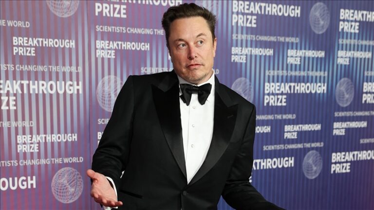 WP: Trump’ın göç politikasını destekleyen Elon Musk, kariyerine kaçak çalışarak başladı