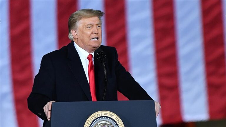 NBC: Trump’ın ekibi, ABD’nin Afganistan’dan çekilmesinde dahli olan komutanların yargılanması için çalışıyor