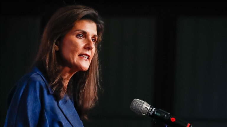 ABD’nin eski BM Daimi Temsilcisi Haley’den, kabinede kendisine yer vermeyeceğini açıklayan Trump’a tepki
