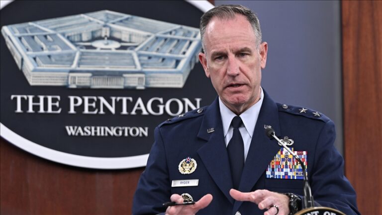 Pentagon, Suriye’de 900 olarak açıkladığı ABD askeri sayısını “2 bin” olarak güncelledi