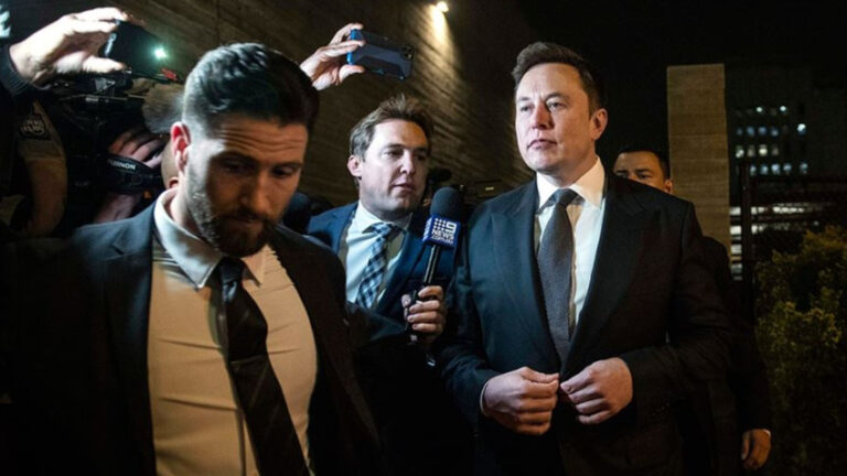 İngiltere’de Elon Musk’a Tepkiler Artıyor: ABD’nin Londra Büyükelçisi Dışişleri Bakanlığı’na Çağrılabilir